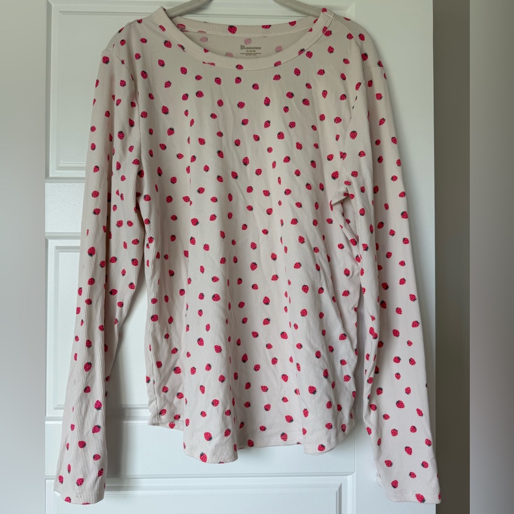 Strawberry Underscrub XL No Boundaries